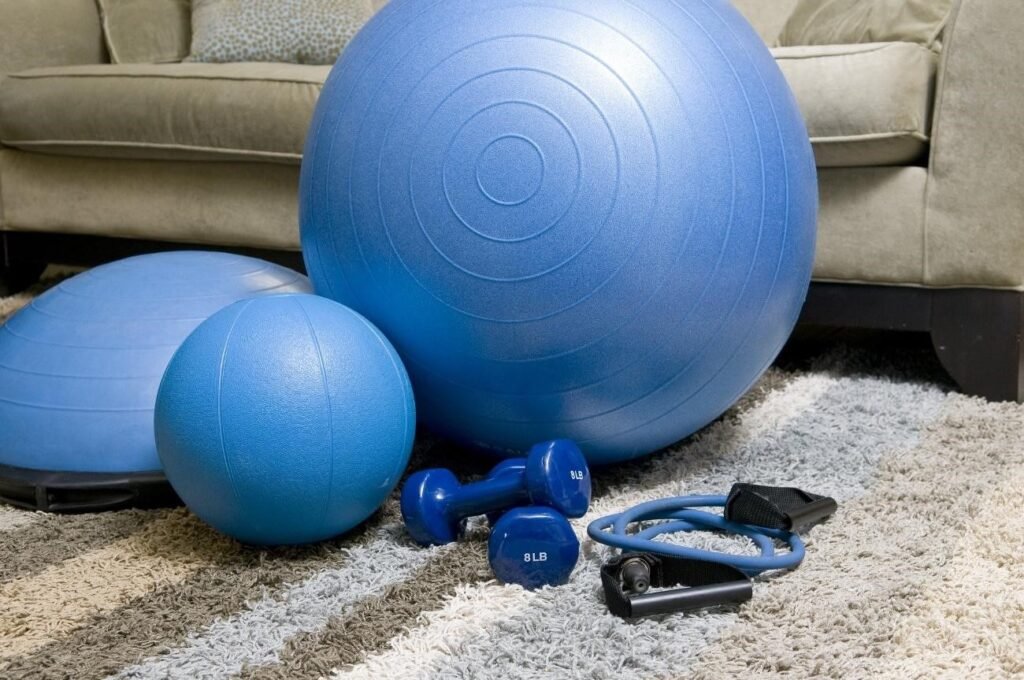 Kit de acessórios de pilates para casa com bola suíça e faixas elásticas